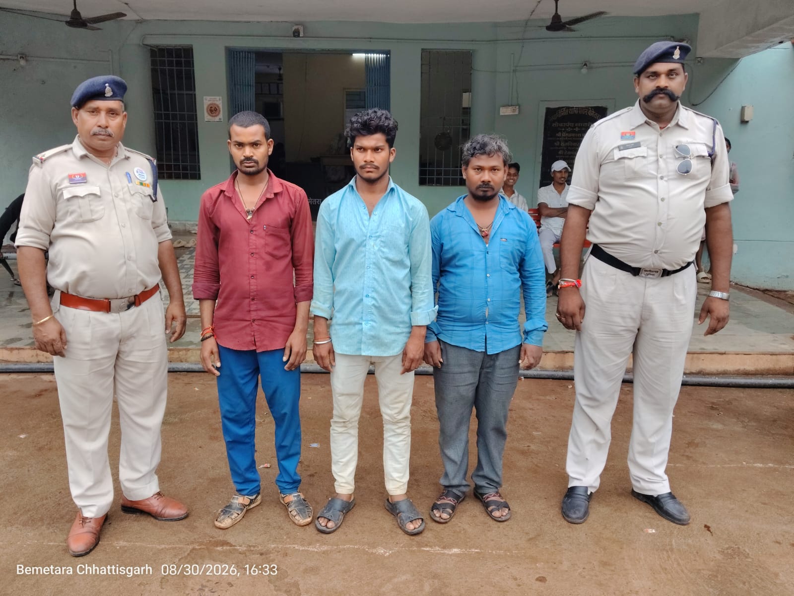 03 नग गौ वंश, प्रयुक्त वाहन सहित 03 आरोपी गिरफ्तार